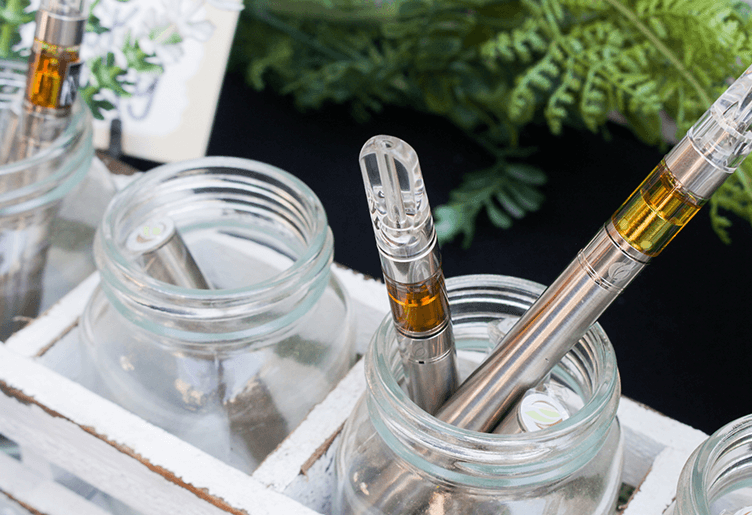 E-Nails, Ölbongs, Rigs, Vaporizer für das Dabben